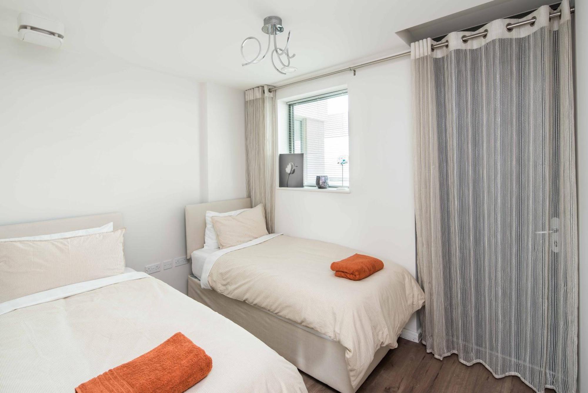 Canning Town -2 Bed Luxury Apartment London Kültér fotó